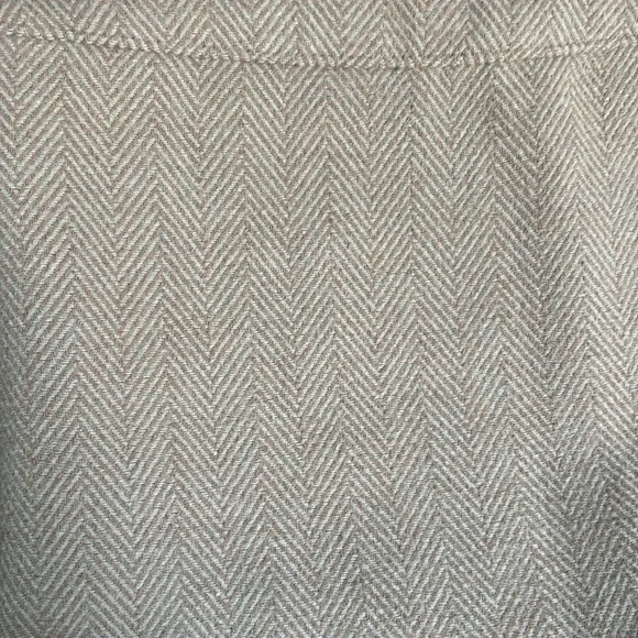 A&F herringbone print skirt - Picture 2 of 7